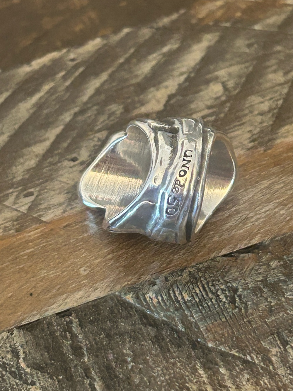 Uno de 50 Eye of Crocodile Crystal Ring - Picture 7 of 8